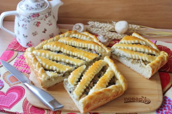Пирог с капустой и грибами Пирог с капустой и грибами