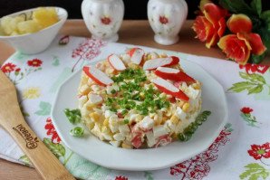 Салат "Искушение" с ананасами Салат "Искушение" с ананасами