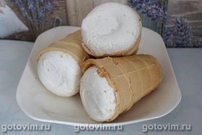 Фруктовый десерт с готовым мороженым Фруктовый десерт с готовым мороженым