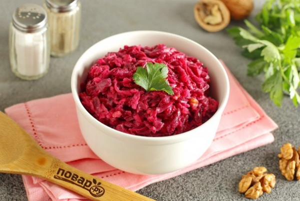 Свекла с сыром и орехами Свекла с сыром и орехами
