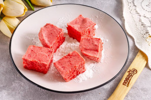 Маршмеллоу из клубники Маршмеллоу из клубники
