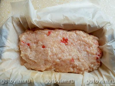 Мясной хлеб из куриного филе с кусочками пассаты из помидоров Мясной хлеб из куриного филе с кусочками пассаты из помидоров