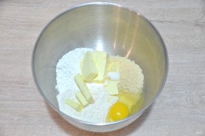 Тарталетки со взбитыми сливками