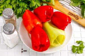 Болгарский перец через мясорубку на зиму Болгарский перец через мясорубку на зиму