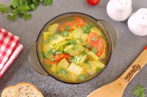 Суп "Юшка" с кабачками Суп "Юшка" с кабачками
