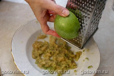 Свиная грудинка с соусом из хрена и яблок Свиная грудинка с соусом из хрена и яблок