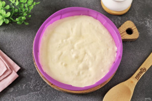 Шарлотка с брусникой Шарлотка с брусникой