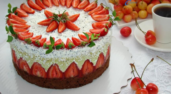 Муссовый торт Фисташка - клубника, пошаговый рецепт с фото Муссовый торт Фисташка - клубника, пошаговый рецепт с фото