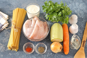 Паста с кальмарами и кабачками Паста с кальмарами и кабачками