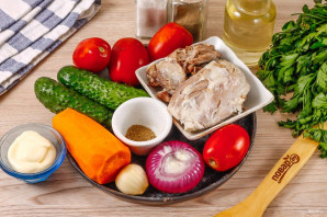 Салат кучками с корейской морковкой Салат кучками с корейской морковкой