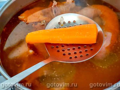 Канжа - португальский куриный суп с рисом и колбасой чоризо Канжа - португальский куриный суп с рисом и колбасой чоризо