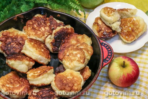 Рацухи - пышные польские оладьи с яблоками Рацухи - пышные польские оладьи с яблоками