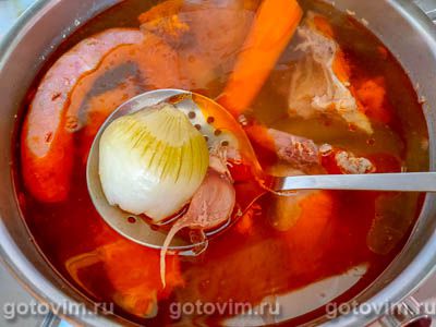 Канжа - португальский куриный суп с рисом и колбасой чоризо Канжа - португальский куриный суп с рисом и колбасой чоризо
