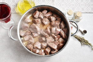 Мясо в вине