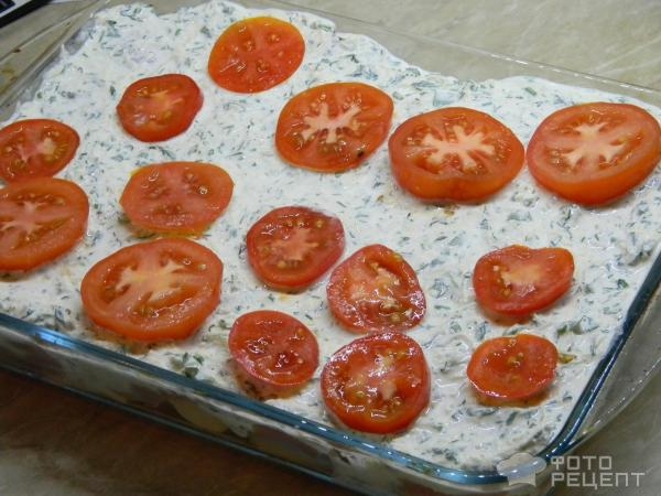 Рецепт: Индюшатина под сырно-сметанным соусом - на подушке из кабачков Рецепт: Индюшатина под сырно-сметанным соусом - на подушке из кабачков