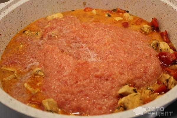 Рецепт: Куриный паприкаш - к любому гарниру Рецепт: Куриный паприкаш - к любому гарниру