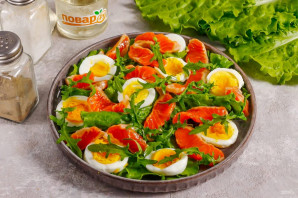 Салат из форели с рукколой Салат из форели с рукколой