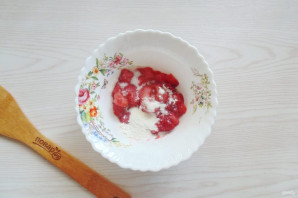 Вареники с замороженной клубникой Вареники с замороженной клубникой