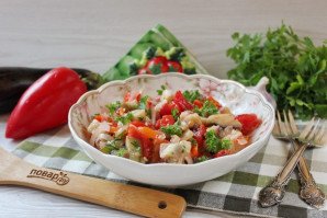 Салат из запеченных баклажанов, помидоров и перца Салат из запеченных баклажанов, помидоров и перца