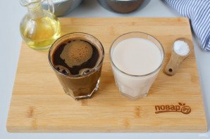 Домашний черный хлеб Домашний черный хлеб