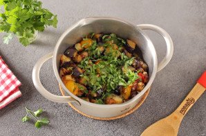 Салат с булгуром и баклажанами Салат с булгуром и баклажанами