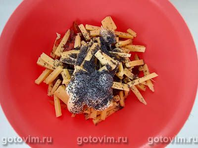 Салат из курицы с сыром, помидорами и маком Салат из курицы с сыром, помидорами и маком