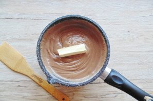 Медовик с шоколадным кремом Медовик с шоколадным кремом