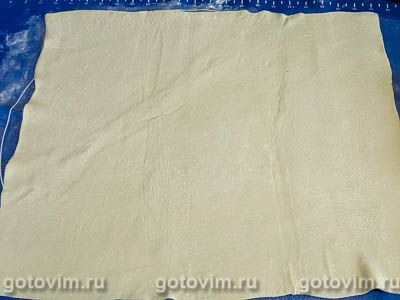 Слойки с шоколадом и грушами Слойки с шоколадом и грушами