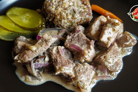 Мясо с грибами в сливочном соусе Мясо с грибами в сливочном соусе