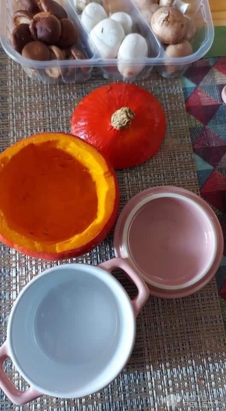 Рецепт: Фаршированная тыква - С курино-грибной начинкой. Рецепт: Фаршированная тыква - С курино-грибной начинкой.