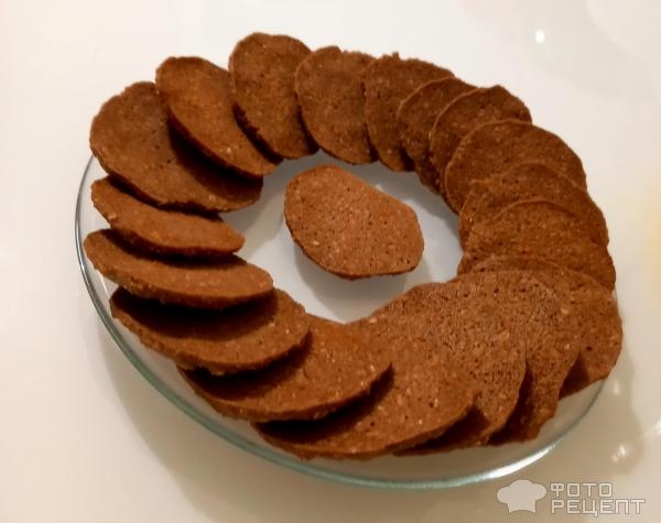 Рецепт: Овсяное печенье из мелких хлопьев - Очень шоколадное, тонкое хрустящее печенье Рецепт: Овсяное печенье из мелких хлопьев - Очень шоколадное, тонкое хрустящее печенье
