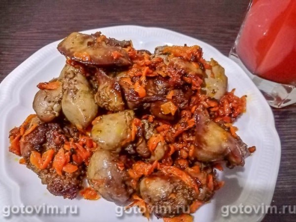 Жареная куриная печень в белом вине