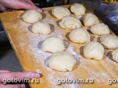 Пирожки с вишней Пирожки с вишней