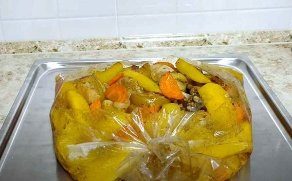 Курица в духовке кусочками — 6 самых вкусных рецептов
Курица в духовке кусочками — 6 самых вкусных рецептов