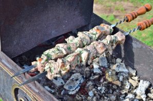 Шашлык в шампанском Шашлык в шампанском