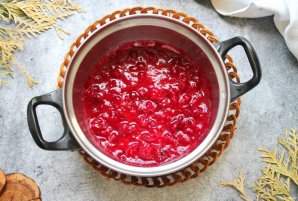Домашняя наливка из клюквы Домашняя наливка из клюквы
