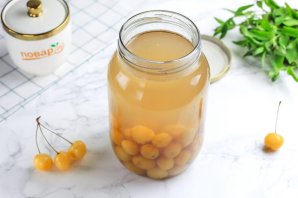 Компот из белой черешни на зиму Компот из белой черешни на зиму