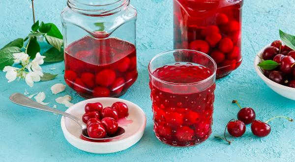 Компот из вишни на зиму в литровых банках, пошаговый рецепт с фото на 92 ккал Компот из вишни на зиму в литровых банках, пошаговый рецепт с фото на 92 ккал