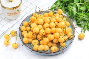 Компот из белой черешни на зиму Компот из белой черешни на зиму