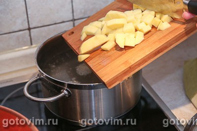 Суп с грибными клецками (нокедли) Суп с грибными клецками (нокедли)
