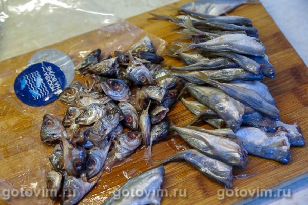 Черноморская ставридка, жаренная с овощами Черноморская ставридка, жаренная с овощами
