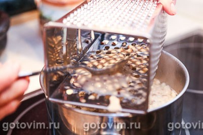 Суп с грибными клецками (нокедли) Суп с грибными клецками (нокедли)