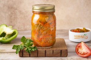 Салат из помидоров, перца, моркови и лука на зиму Салат из помидоров, перца, моркови и лука на зиму